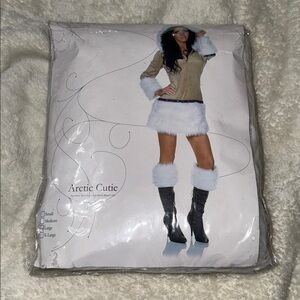 Underwraps Women's Arctic Cutie